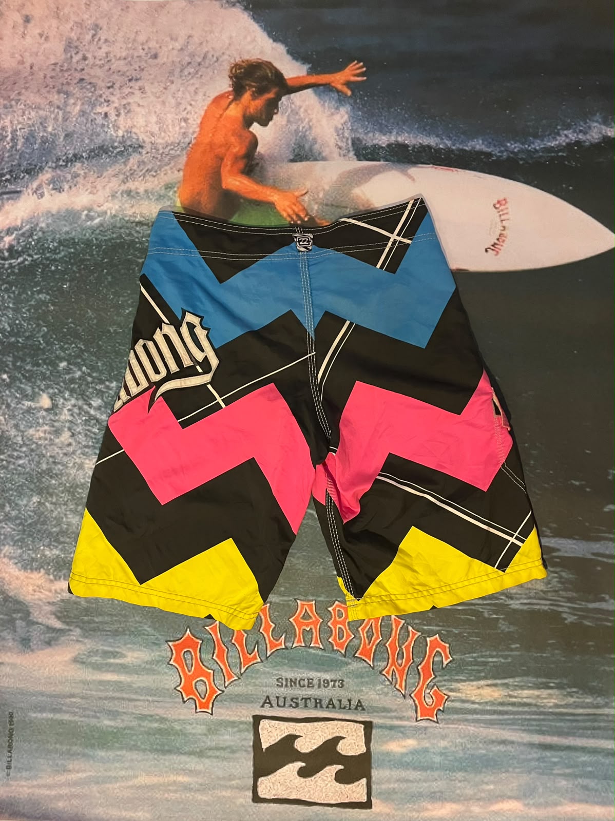 vintage billabong zig-zag boardies w30